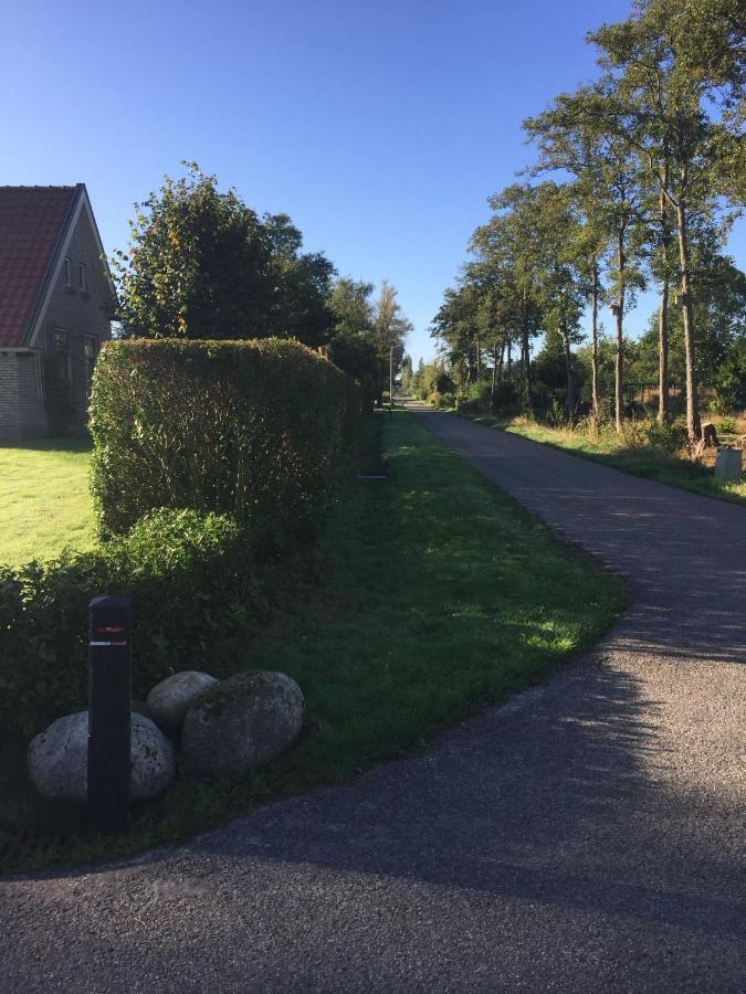B&B Ut En Thus Sweagerbosk Bagian luar foto