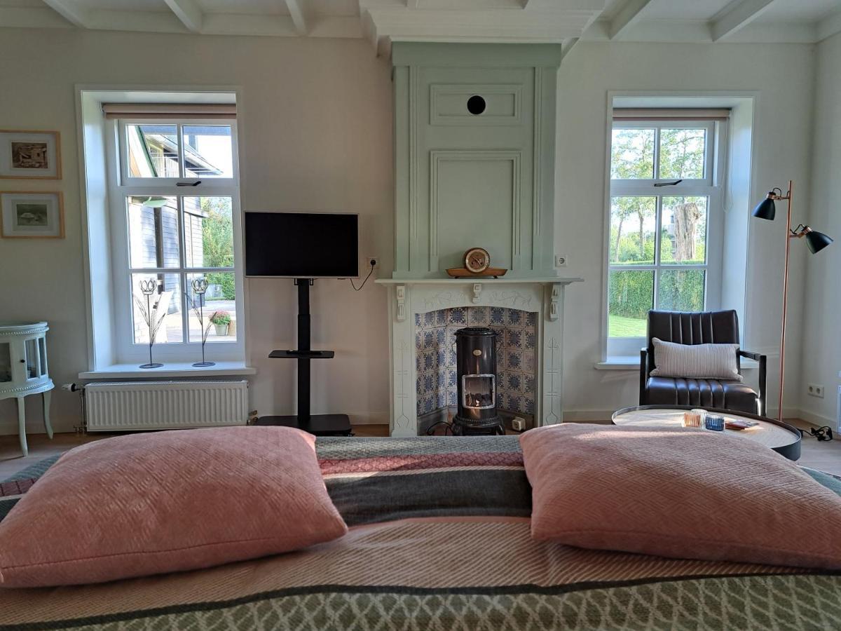 B&B Ut En Thus Sweagerbosk Bagian luar foto