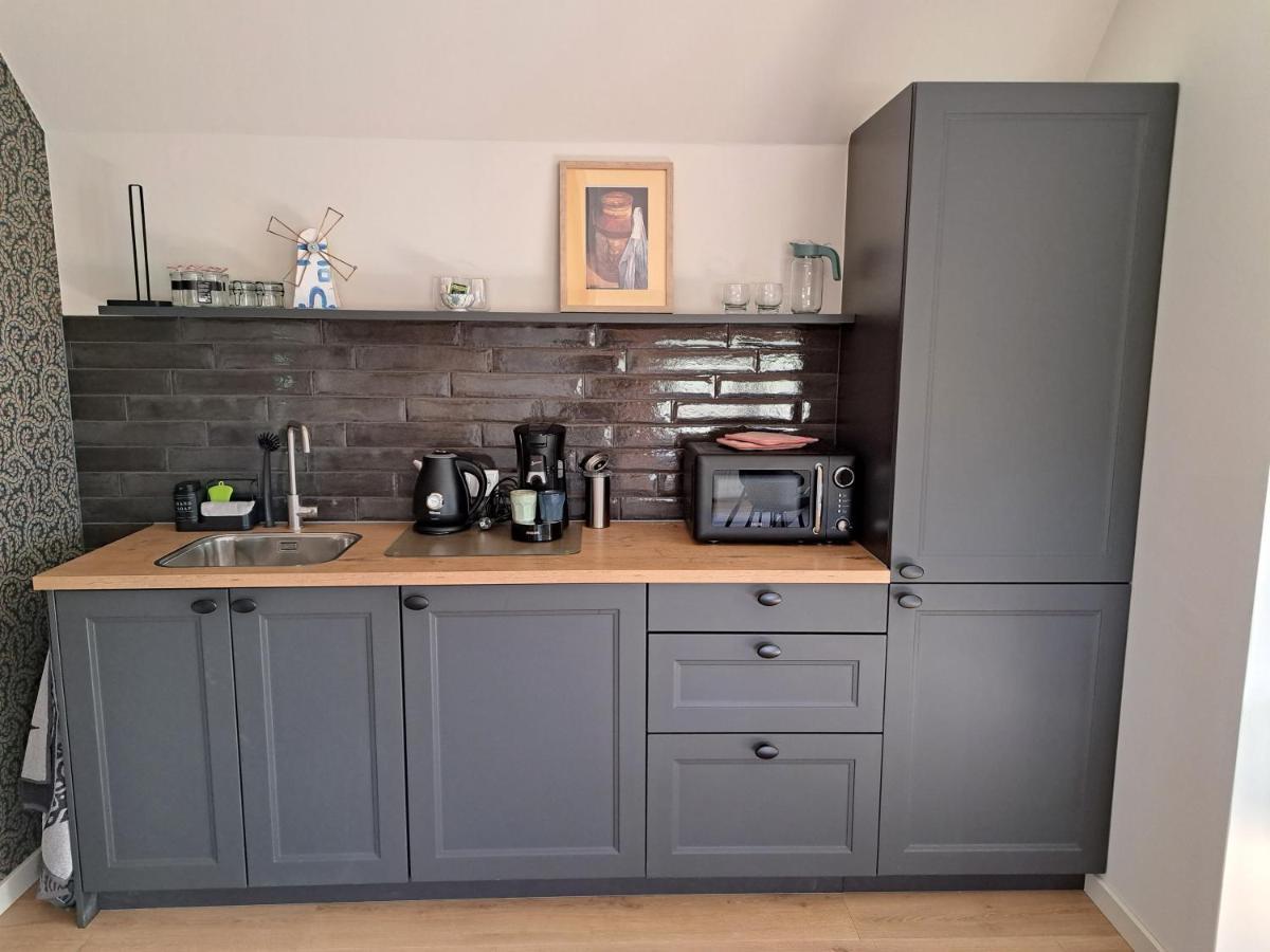 B&B Ut En Thus Sweagerbosk Bagian luar foto
