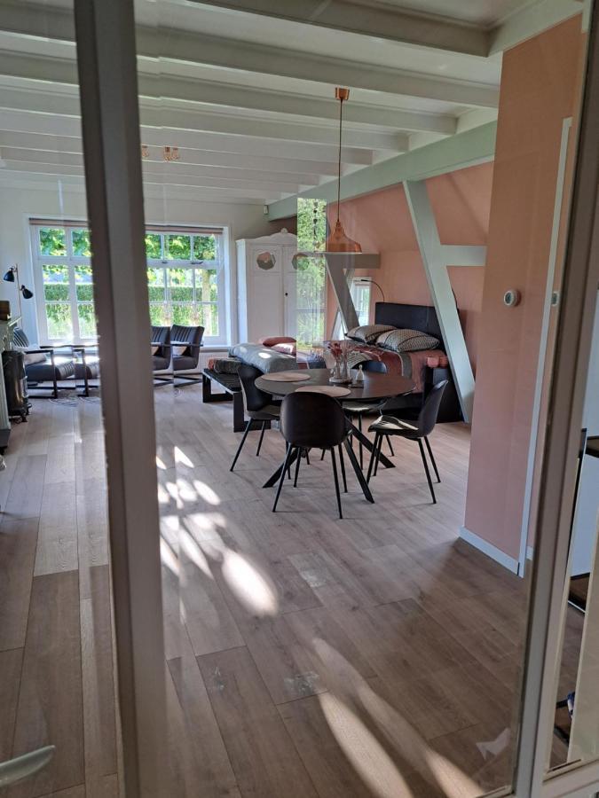 B&B Ut En Thus Sweagerbosk Bagian luar foto